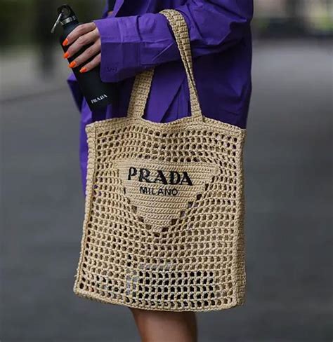 bolsa de crochê da prada